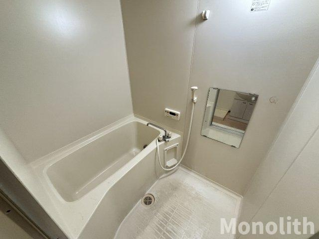 ベルフラワー2の浴室