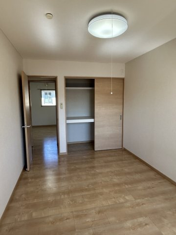 タウンハウスSACHIの洋室