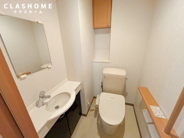 ガーデンヒルズ三河安城ザ・タワー　刈谷市近郊の賃貸はクラスホーム刈谷店のトイレ