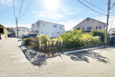 【前面道路含む現地写真】 | 宇治市木幡南端　土地 | お家探しは「注文建築」にするべきか「建売住宅」にするべきか、ゆいホームが一緒に考えます。『無理のない理想のマイホーム』を実現しましょう！まずは、お話しをお聞かせ下さい。