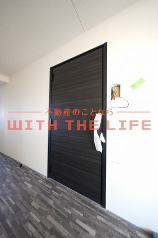 イーストガーデン久留米本町【キャシュバック対象物件】の玄関|ゆったりとした玄関です