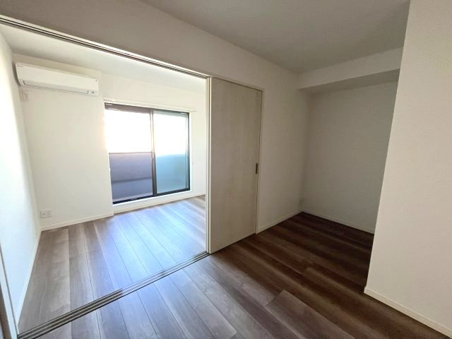 ESCALA四條畷の居間・リビング