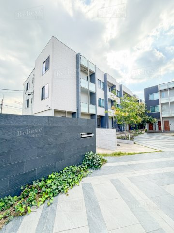 エルグランドパティオ壱番館の駐車場|駐車スペースもあります☆