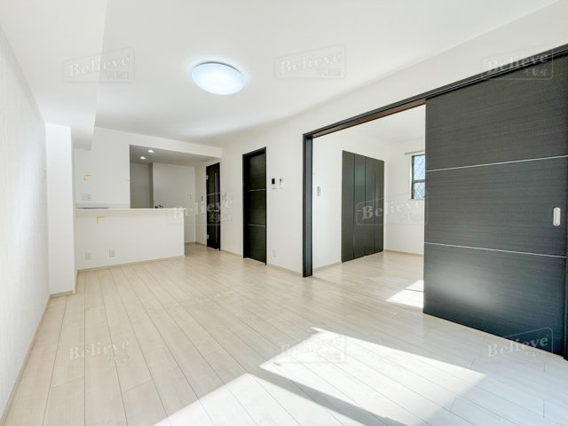 エルグランドパティオ壱番館の居間・リビング|広いリビング★