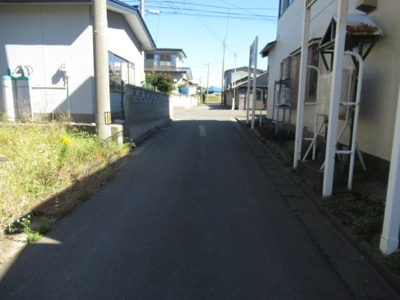 【前面道路含む現地写真】 | 能代市落合下大野70-183・売地