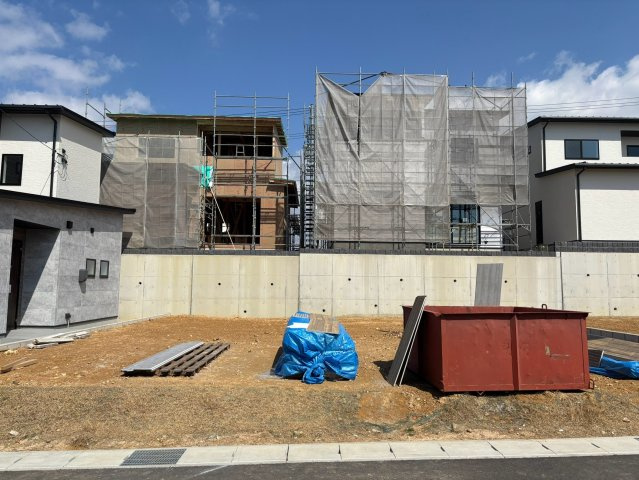 PEAKS山の田中央の外観