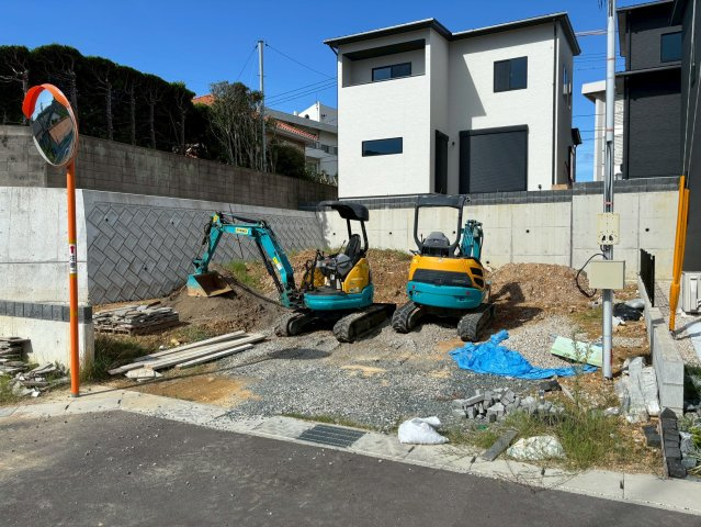 PEAKS山の田中央