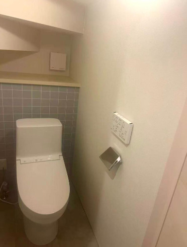 墨田区東向島２丁目の新築戸建のトイレ