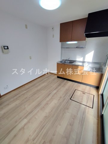 アルファヴィレッジえじまＡの居間・リビング|別部屋写真です。