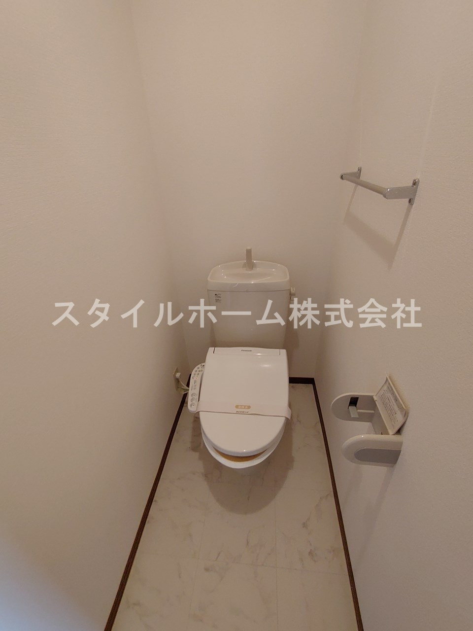 アルファヴィレッジえじまＡのトイレ|別部屋写真です。