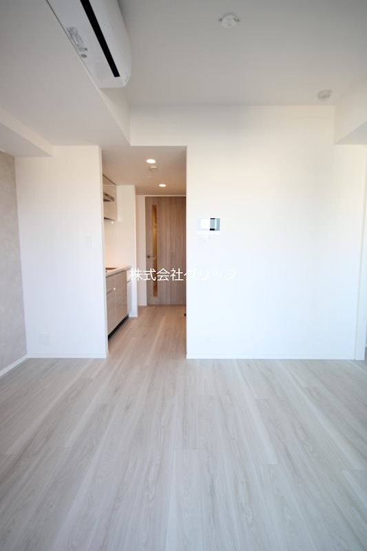 パークアクシス横浜阪東橋の居間・リビング