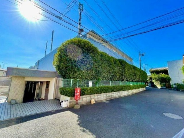 メゾンエクレーレ江古田の外観