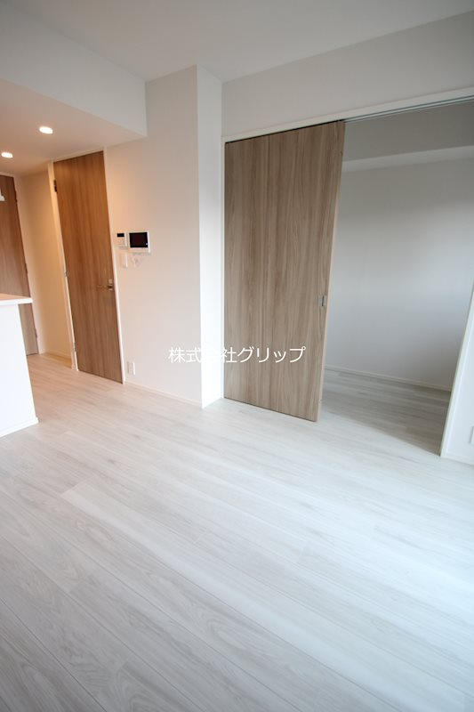 パークアクシス横浜阪東橋の洋室