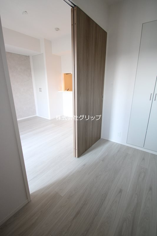 パークアクシス横浜阪東橋の洋室