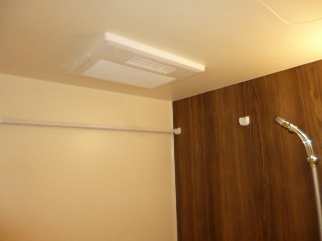 ルナテセラⅠの浴室|浴室乾燥機