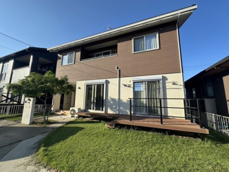 【外観】 | 茂原市東郷　中古戸建 | 外壁塗装歴あり（2022年4月）水被害等なし（2024年10月現）
車種により多数台駐車可能