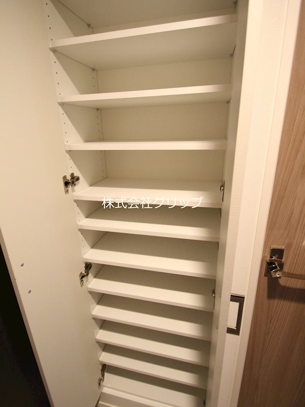 パークアクシス横浜阪東橋の収納