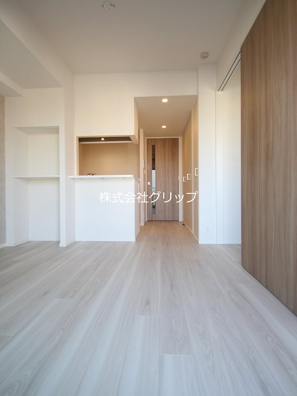 パークアクシス横浜阪東橋の居間・リビング