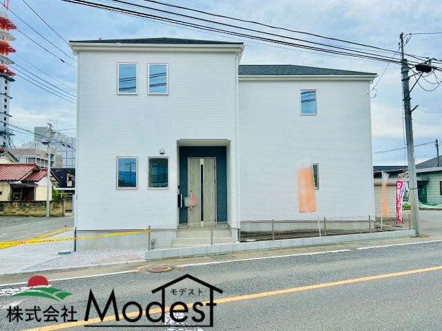 前橋市下沖町の外観|年中無休で平日の仕事終わり夜２０時まで受付可能です。
事前のご予約がオススメです。お気軽にお問い合わせください。