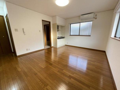 【居間・リビング】 | 中桜塚ハイツ