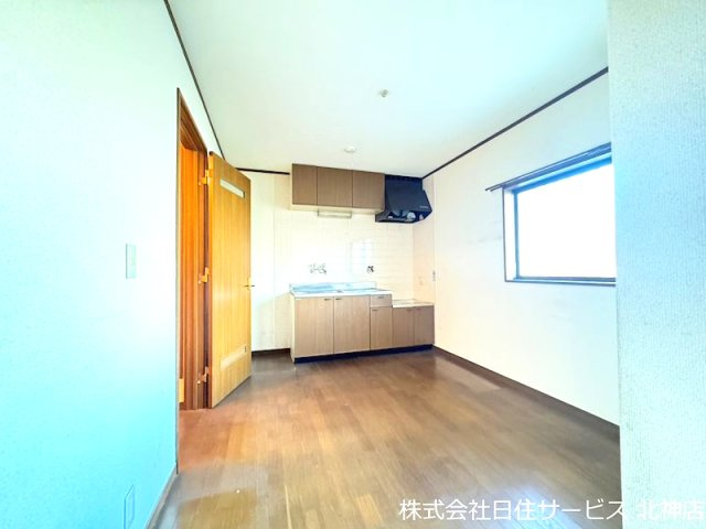 堂中ハイツ　102の居間・リビング|ゆったりとした居間です