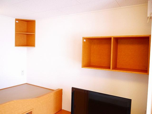 レオパレス伏見Ⅰの収納|たっぷりとした収納スペースです