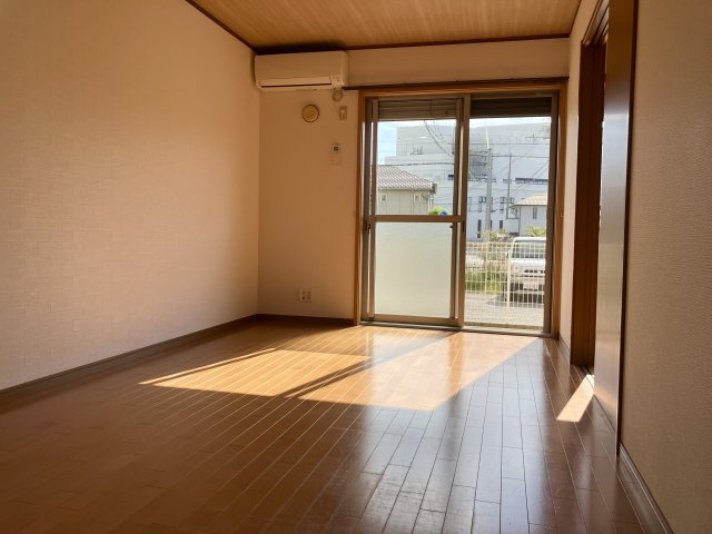 エアコン付きで初期費用を抑えられます☆