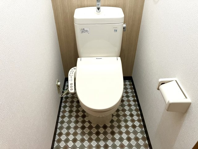 温水洗浄暖房便座ついてます☆