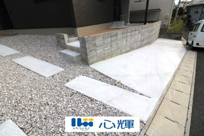 【駐車場】 | 宇部市開6丁目2階建3LDK+WIC（築2年）