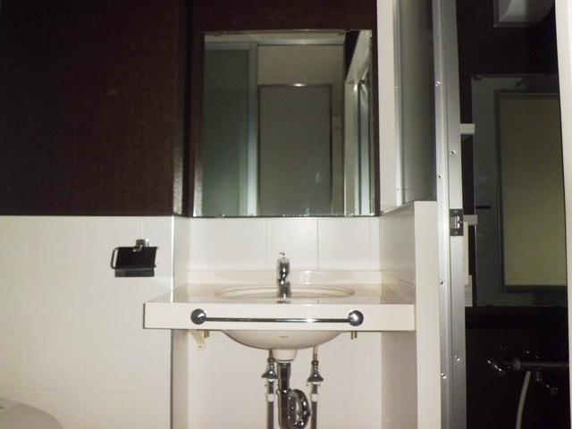 W.O.B.ROKKOHMICHIの洗面所