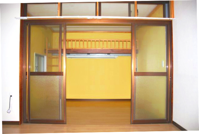 高浜市田戸町中古戸建の洋室|コンパクトで使いやすい洋室です