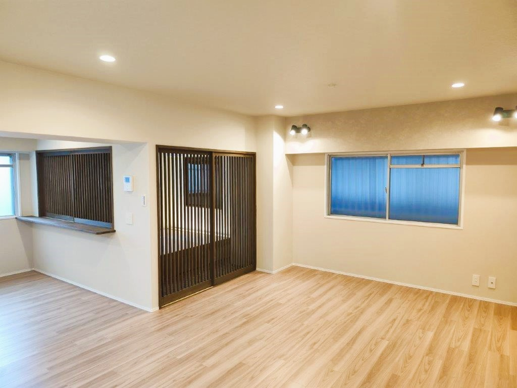 丸美シャトー大須の居間・リビング