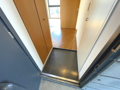【玄関】 | ファーストアベニール