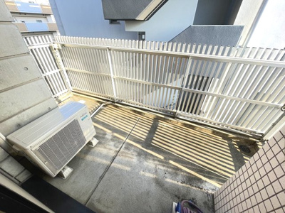 【バルコニー】 | ファーストアベニール