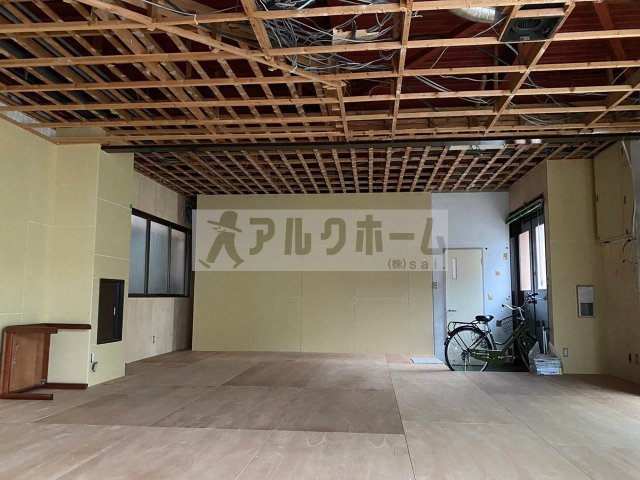 シルバー店舗の内装