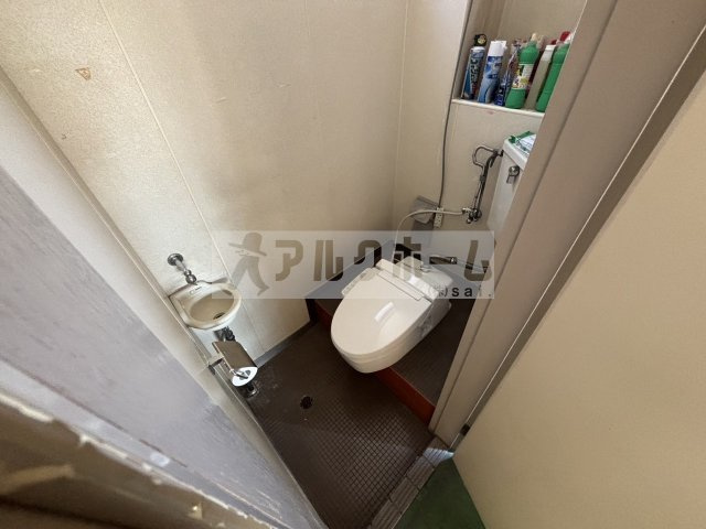 シルバー店舗のトイレ