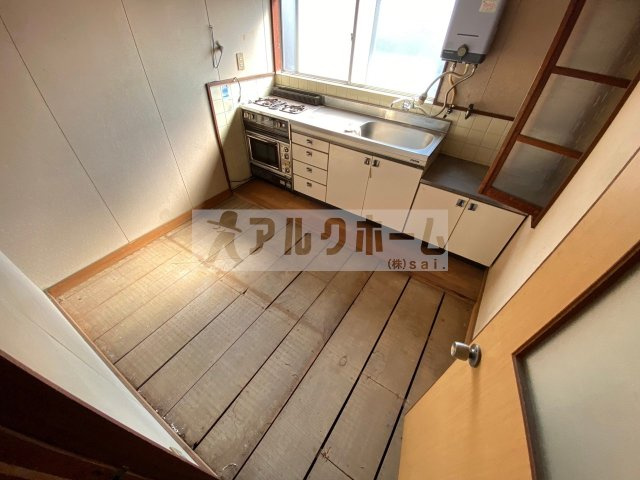 清州1丁目店舗付き住宅のキッチン