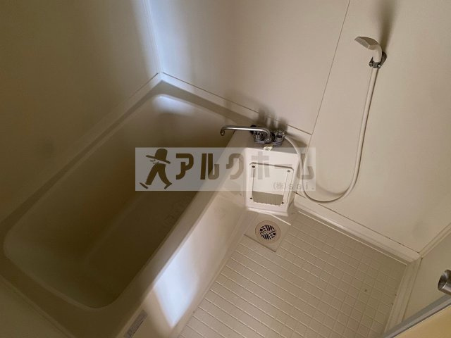 清州1丁目店舗付き住宅の浴室