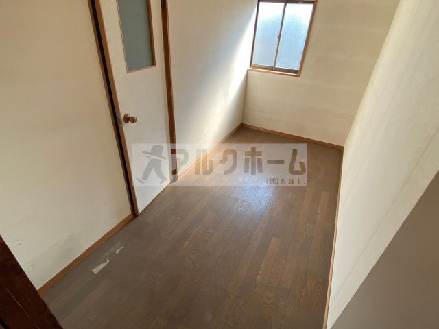 清州1丁目店舗付き住宅の内装