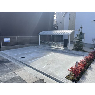 【駐車場】