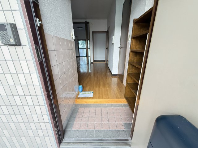 ドリームハウスⅢの玄関
