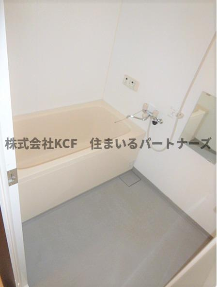 久留米市荒木町白口の賃貸マンションの浴室|日々の疲れを癒すお風呂付です