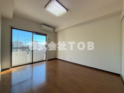 【居間・リビング】 | ロイヤルカイザー