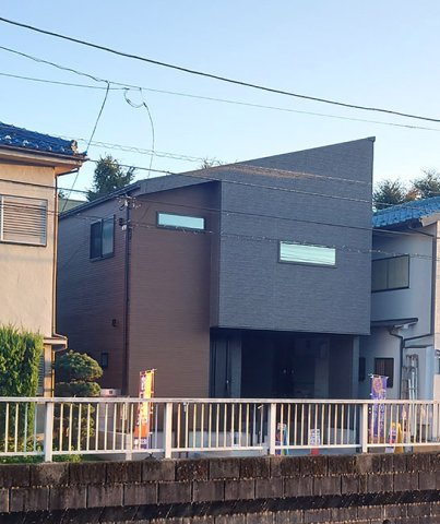 練馬区　桜台　免震住宅の外観|おしゃれな外観です