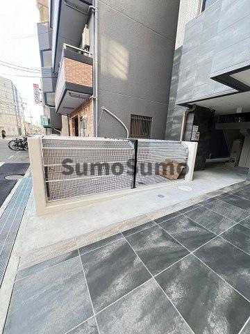 尼崎市神田北通６丁目の賃貸マンションの外観|外観は落ち着いています