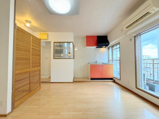 大島紬ビルの内装