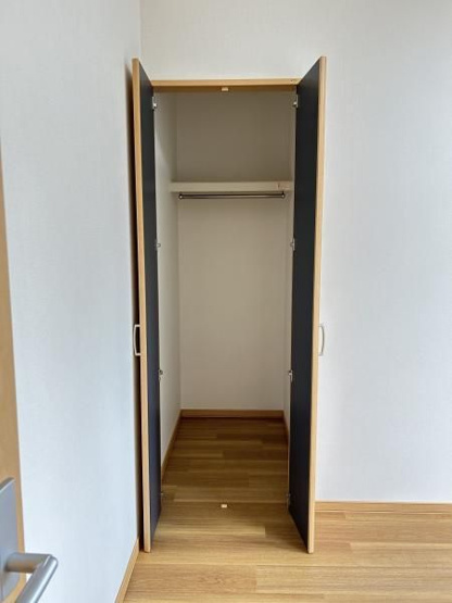 【収納】 | 城南区南片江４丁目　戸建て | 各部屋にはクローゼットを完備しています！収納が多いお家はすっきりして快適空間です♪