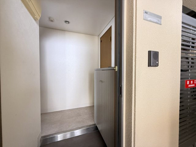 メゾン るふるの玄関