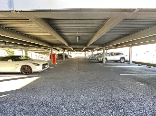 リップルガーデンⅠの駐車場