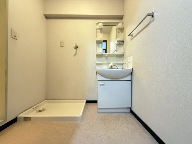 リップルガーデンⅠの独立洗面台